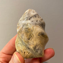 Load image into Gallery viewer, Crazy Lace Agate